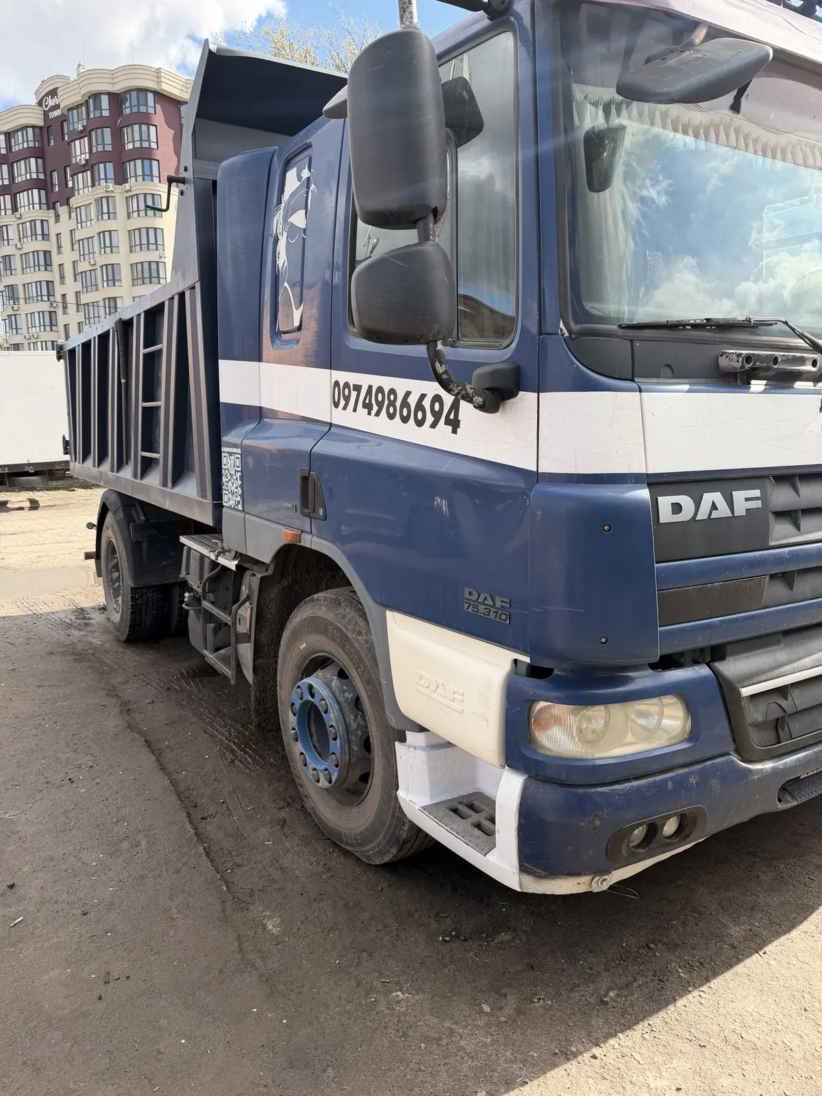 Коли потрібні вантажники для вивезення будівельного сміття — поради BudExpress